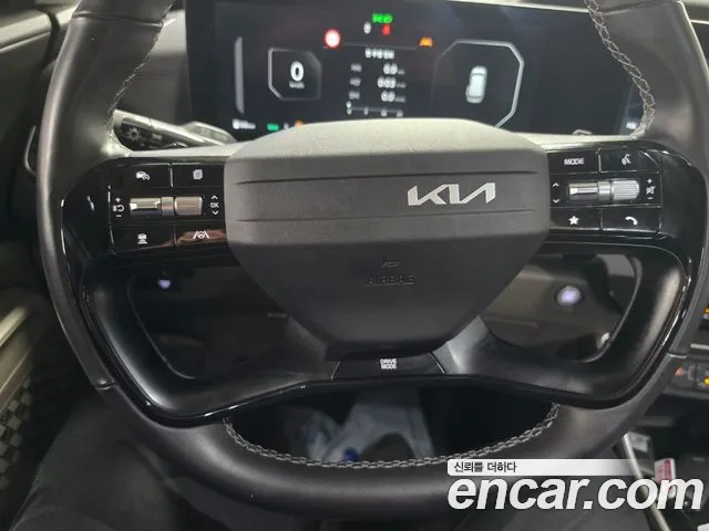 Kia Carnival — Фото автомобиля 6