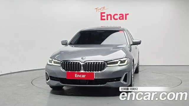 BMW 5-Series — Фото автомобиля 3