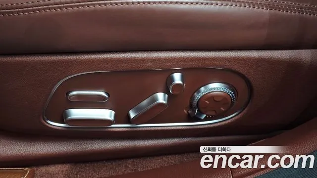 Genesis G90 — Фото автомобиля 29