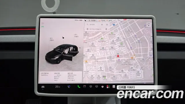 Tesla Model 3 — Фото автомобиля 20