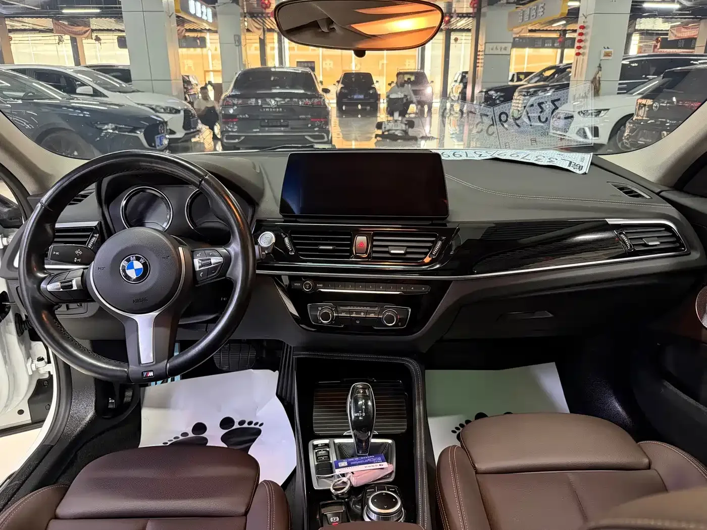 BMW BMW 1 Series 2023 120i M Sport Radiance Edition — Фото автомобиля 5