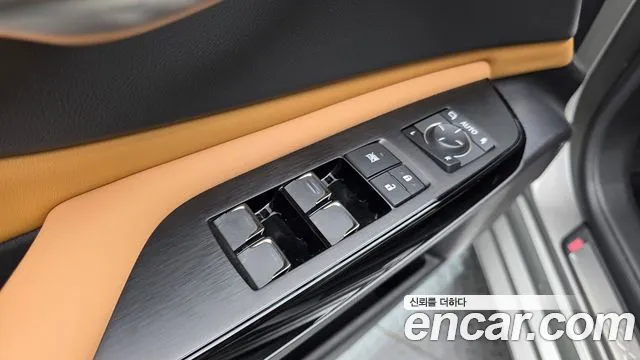 Lexus ES Generation 7 — Фото автомобиля 28