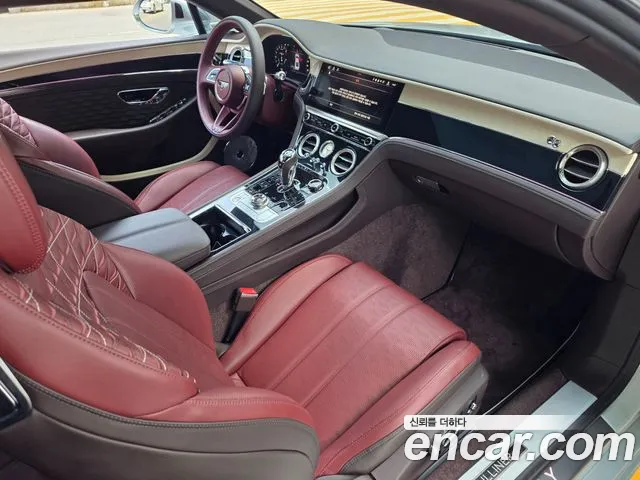 Bentley Continental — Фото автомобиля 11