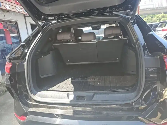 BYD Song PLUS — Фото автомобиля 18