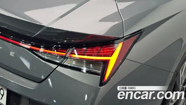 Hyundai Avante CN7 — Фото автомобиля 8