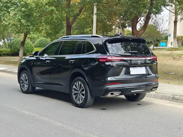 Buick Envision Plus — Фото автомобиля 5
