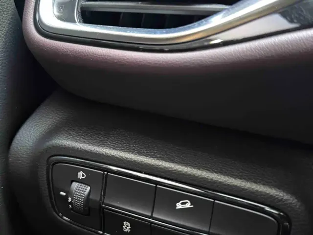 GAC Trumpchi M6 — Фото автомобиля 21