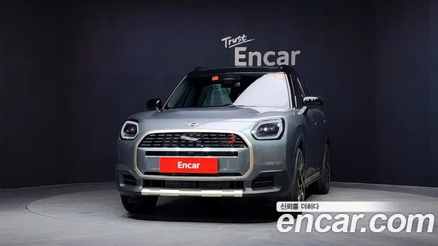 Mini Countryman — Фото автомобиля 3