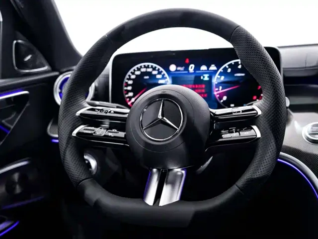 Mercedes-Benz C-Class — Фото автомобиля 15