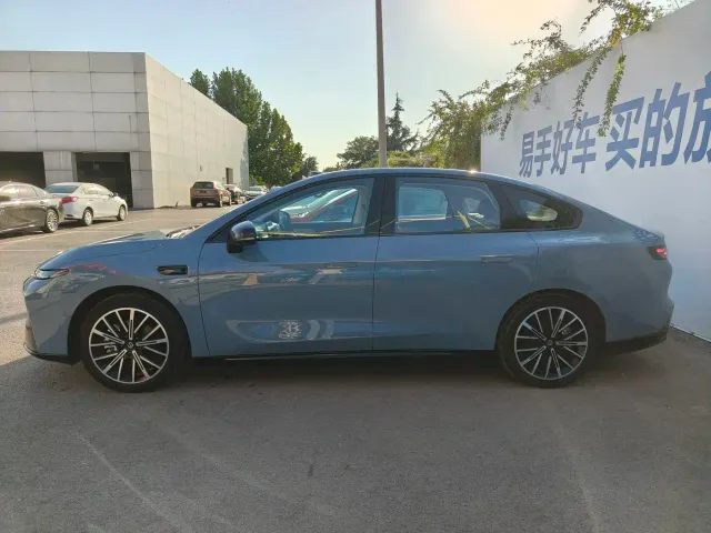 Leapmotor B01 — Фото автомобиля 3