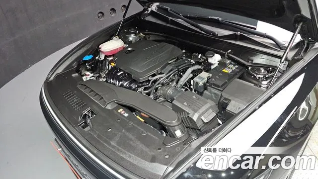 Hyundai Grandeur GN7 — Фото автомобиля 6