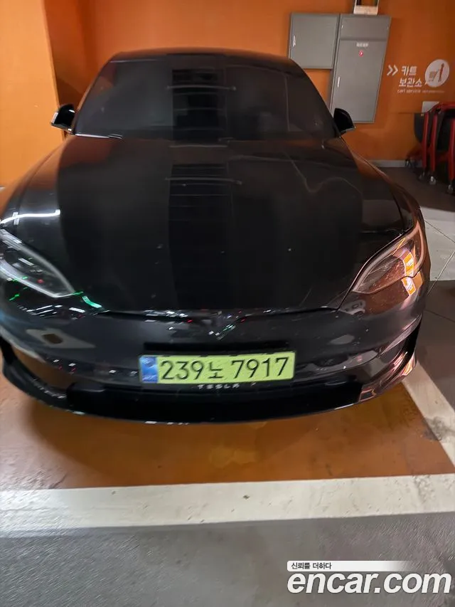 Tesla Model S — Фото автомобиля 2