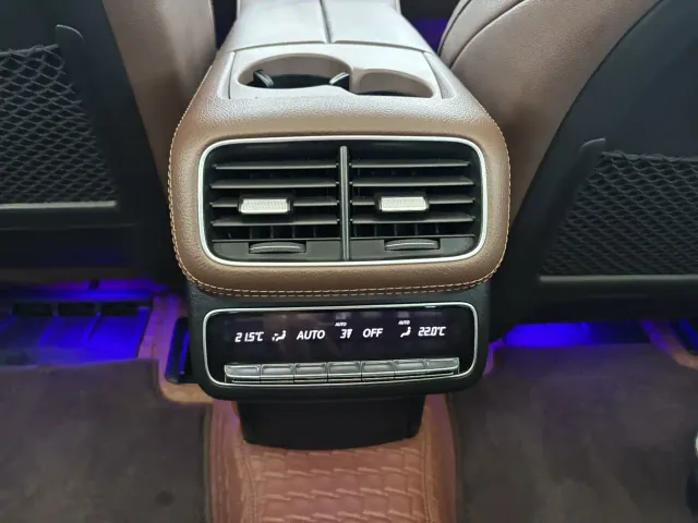 Mercedes-Benz GLE-Class — Фото автомобиля 16