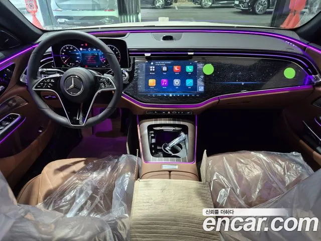 Mercedes-Benz E-Class — Фото автомобиля 7