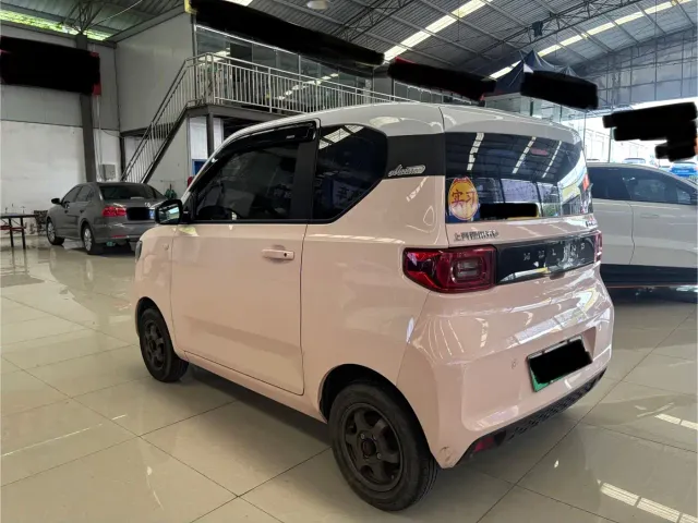 Wuling Hongguang Mini EV — Фото автомобиля 14