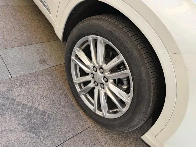 Cadillac XT6 — Фото автомобиля 6