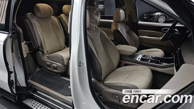 Kia Canival Новый Carnival 4 поколение Бензин 7 мест Hi-Limousine — Фото автомобиля 25