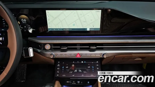 Hyundai Grandeur Grandeur (GN7) 2.5 Бензин 2WD — Фото автомобиля 10