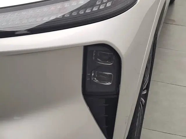 Dongfeng Aeolus L8 — Фото автомобиля 7