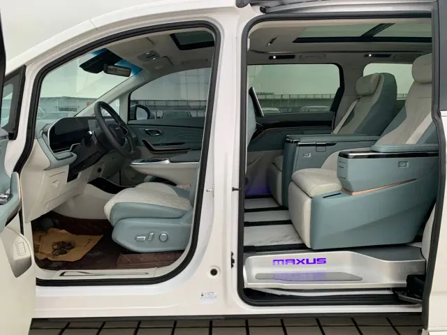 Maxus Dajia 9 — Фото автомобиля 10