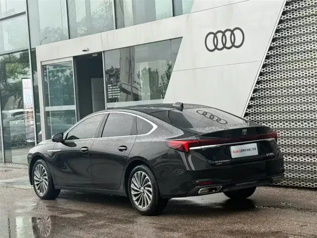 Buick LaCrosse — Фото автомобиля 5