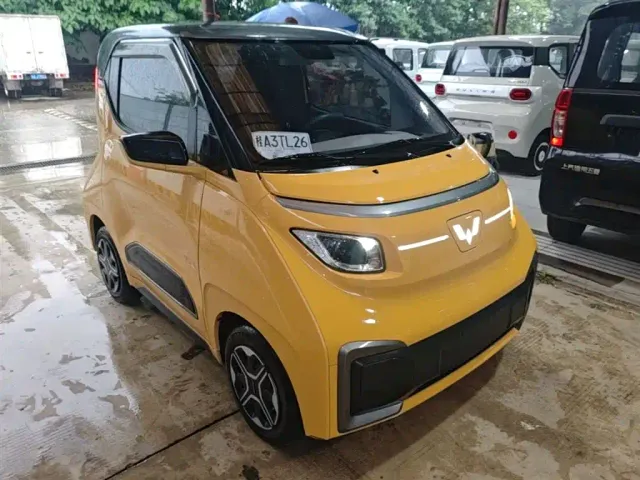 Wuling NanoEV — Фото автомобиля 3
