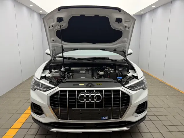 Audi Q3 — Фото автомобиля 16