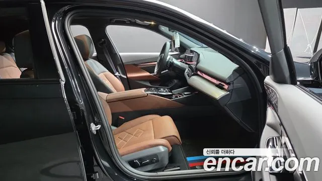 BMW 5-Series 5 серия (G60) 530i xDrive M Sport Pro Special Edition — Фото автомобиля 10