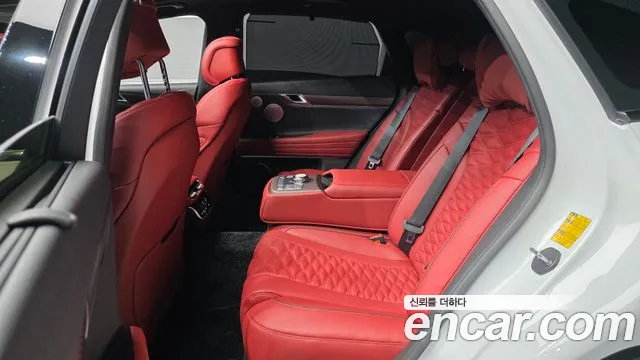 Genesis G80 Бензин 2.5 турбо AWD — Фото автомобиля 12