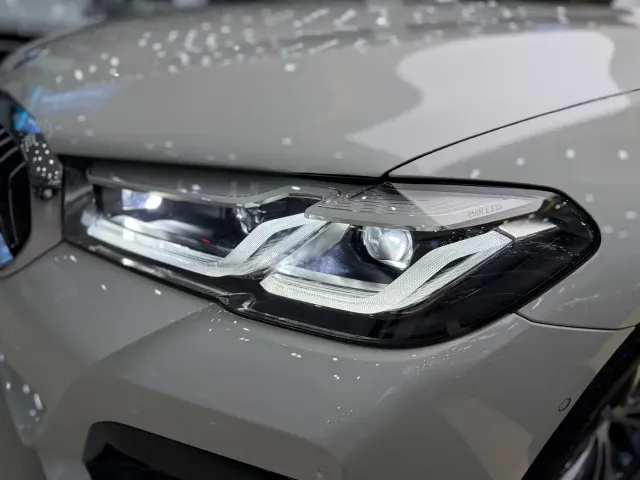 BMW 5 Series — Фото автомобиля 23