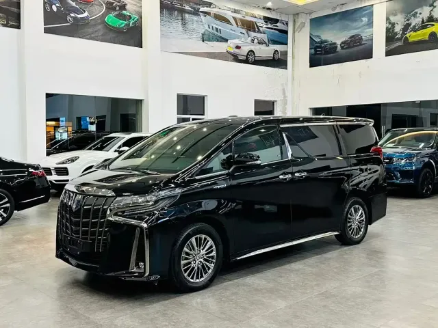 Фотография автомобиля — Toyota Alphard