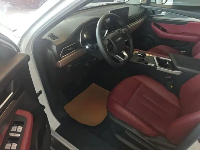 Jetour X70 — Фото автомобиля 15