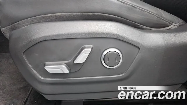 Hyundai Santafe — Фото автомобиля 29