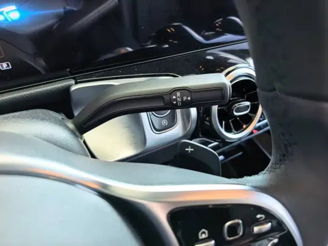 Mercedes-Benz GLB-Class — Фото автомобиля 13