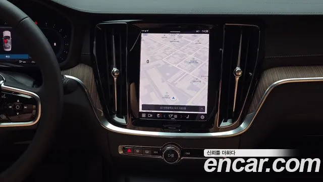 Вольво S60 S60 третьего поколения B5 Ultimate Bright — Фото автомобиля 11