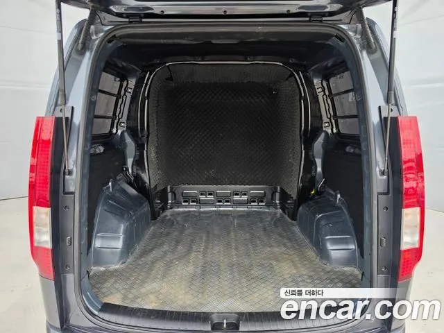 Hyundai Staria — Фото автомобиля 6