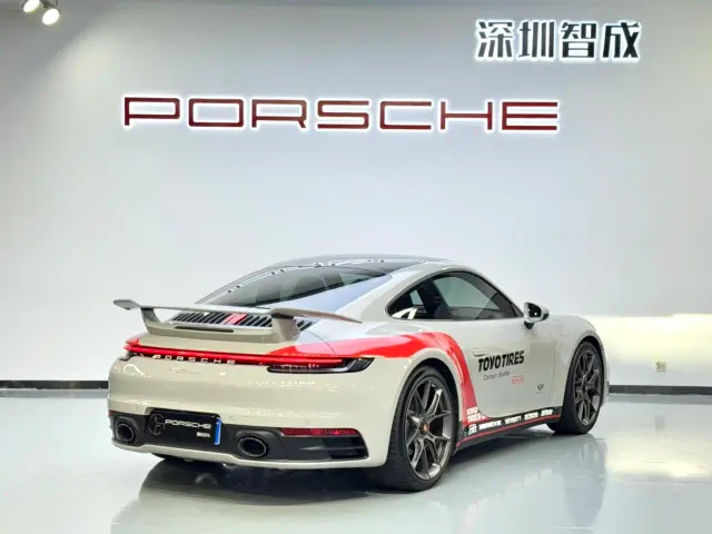 Porsche 911 — Фото автомобиля 6