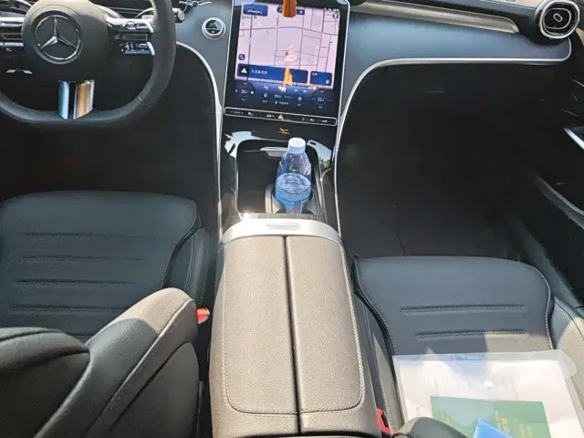 Mercedes-Benz C-Class — Фото автомобиля 16