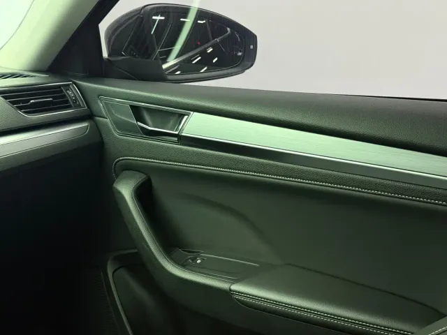 Skoda Superb — Фото автомобиля 9