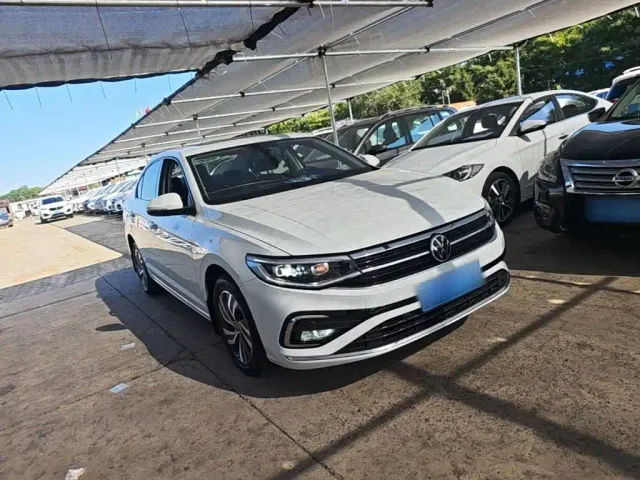 Volkswagen Bora — Фото автомобиля 3