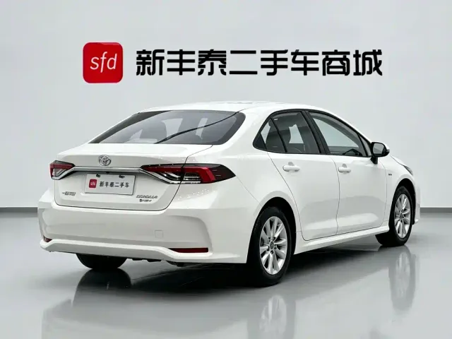 Toyota Corolla — Фото автомобиля 5