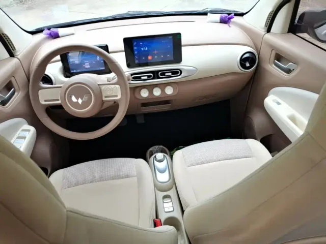 Wuling Hongguang Mini EV — Фото автомобиля 9