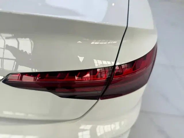 Audi A4L — Фото автомобиля 13