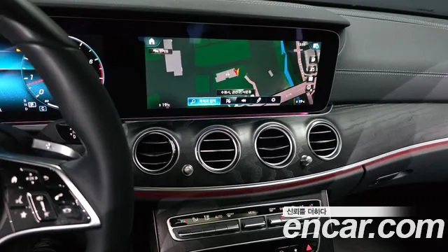 Mercedes-Benz E-Class W213 — Фото автомобиля 20