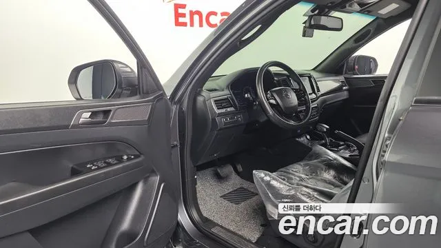 KG_Mobility_Ssangyong Rexton Новый Rexton Sport Khan Дизель 2.2 4WD — Фото автомобиля 10