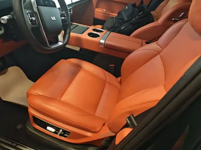 Li Auto L9 — Фото автомобиля 14