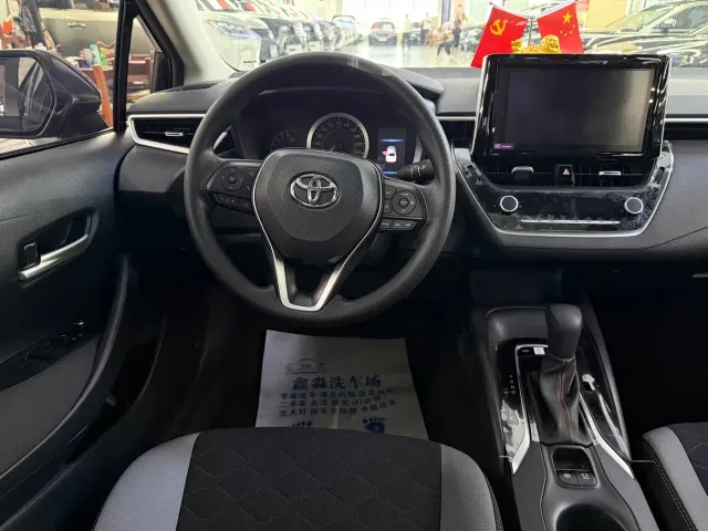 Toyota Corolla — Фото автомобиля 9