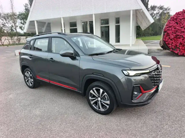 Changan CS35 Plus — Фото автомобиля 12