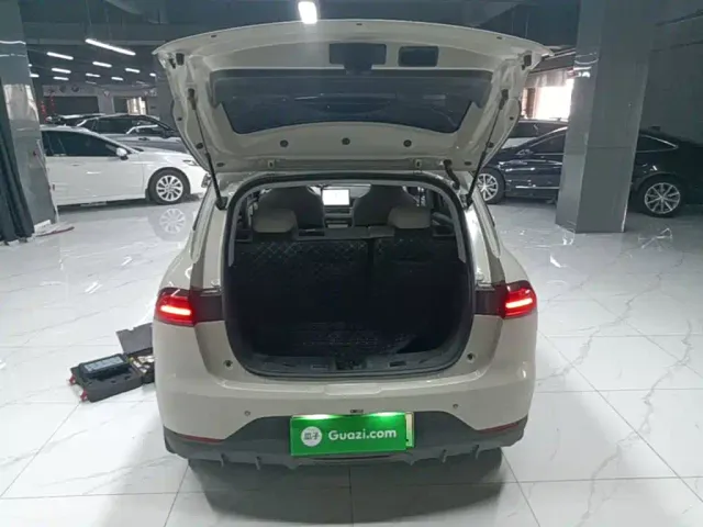Wuling Binguo PLUS — Фото автомобиля 18
