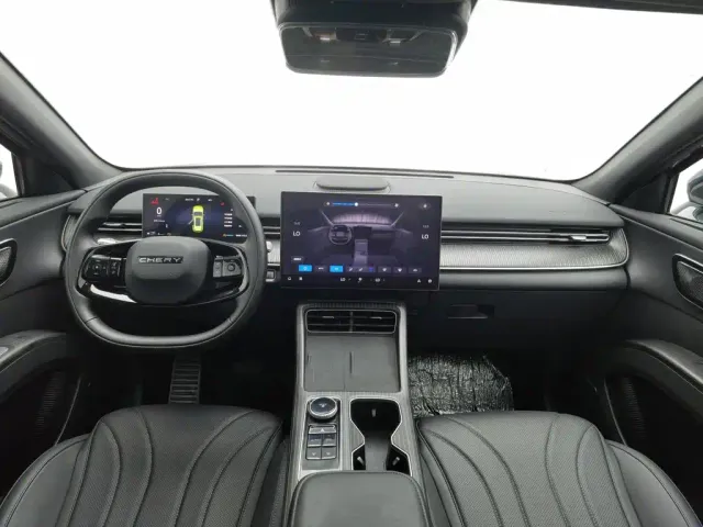 Chery Tiggo 8 — Фото автомобиля 5
